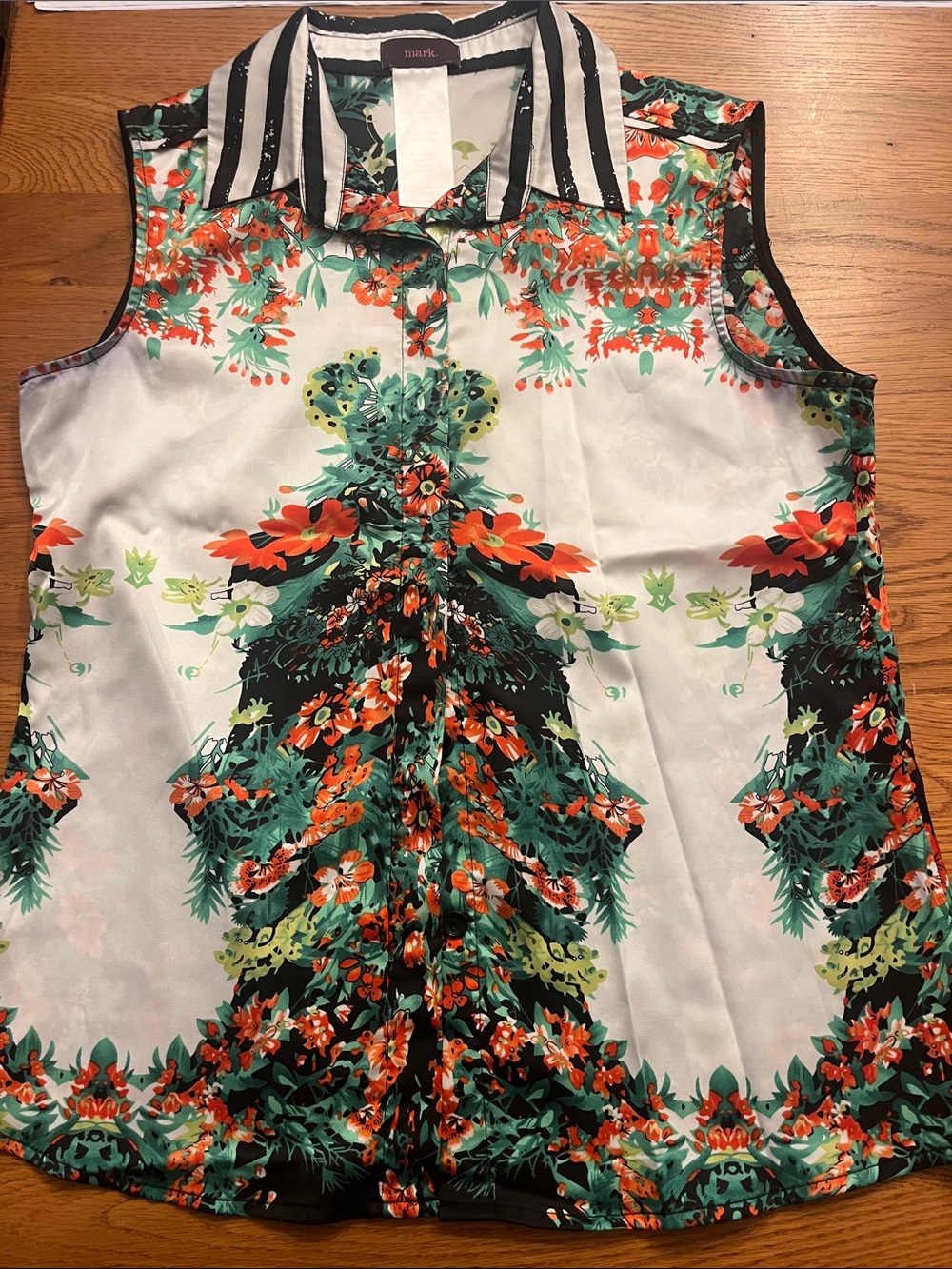 mark. Floral Sleeveless Button-Front Blouse in White, Green, Orange and Black